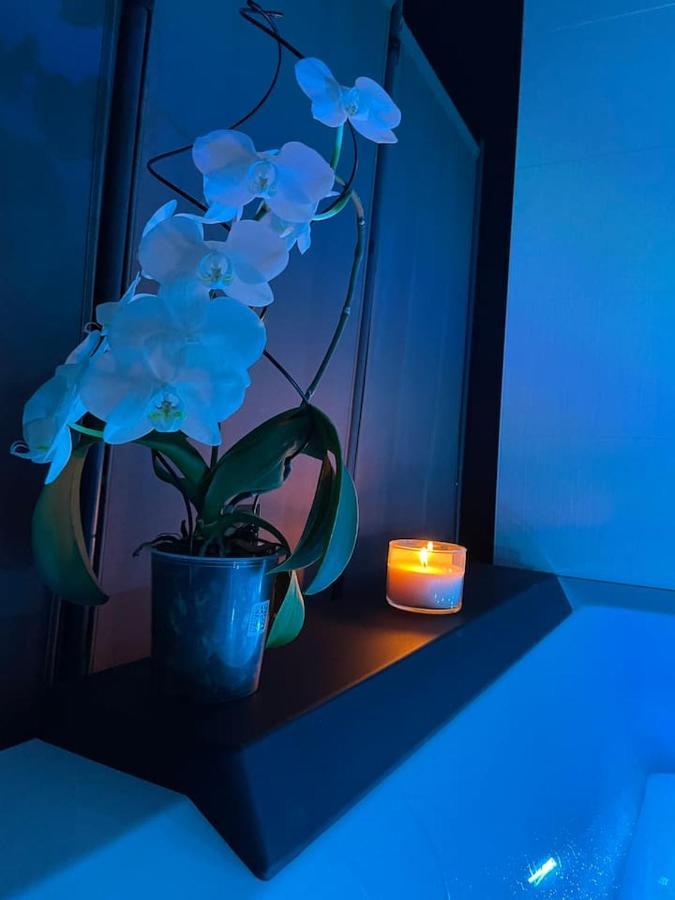 Love Room Gemozac ภายนอก รูปภาพ