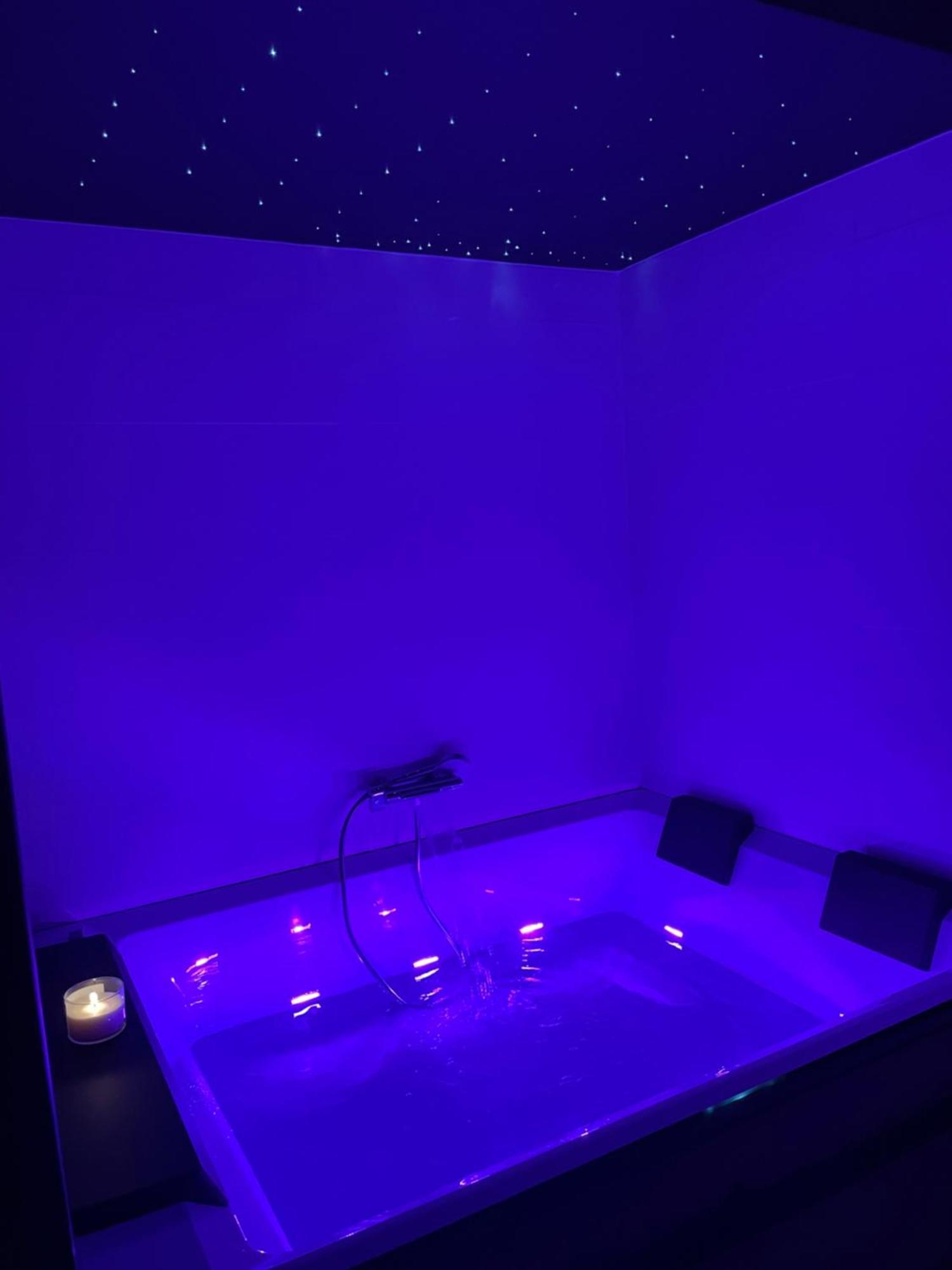 Love Room Gemozac ภายนอก รูปภาพ